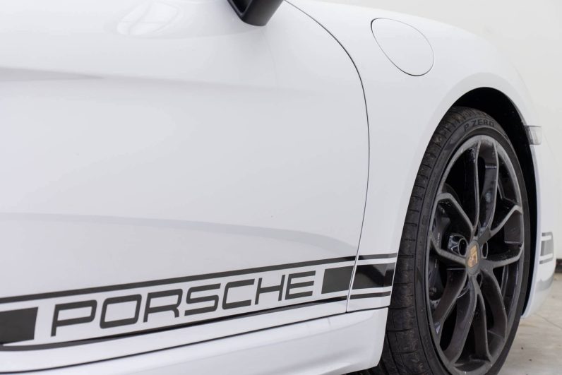 Porsche 718 Cayman Style Edition