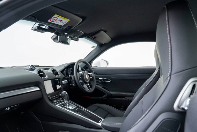 Porsche 718 Cayman Style Edition
