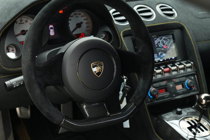 Lamborghini Gallardo Superlegerra