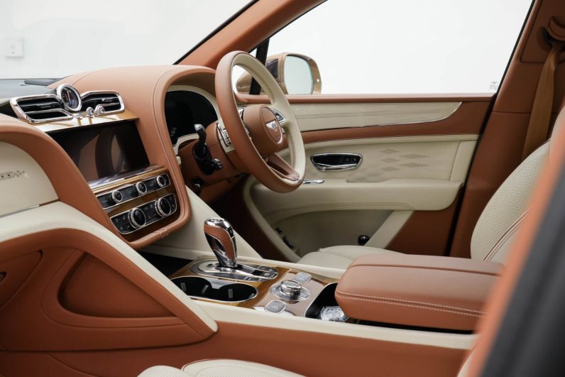 2024 Bentley Bentayga Mulliner EWB