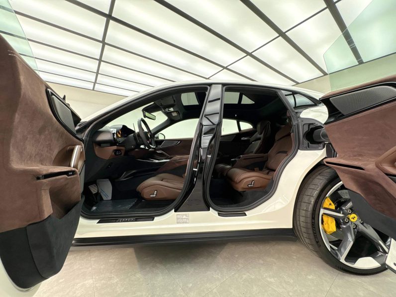 2025 Ferrari Purosangue