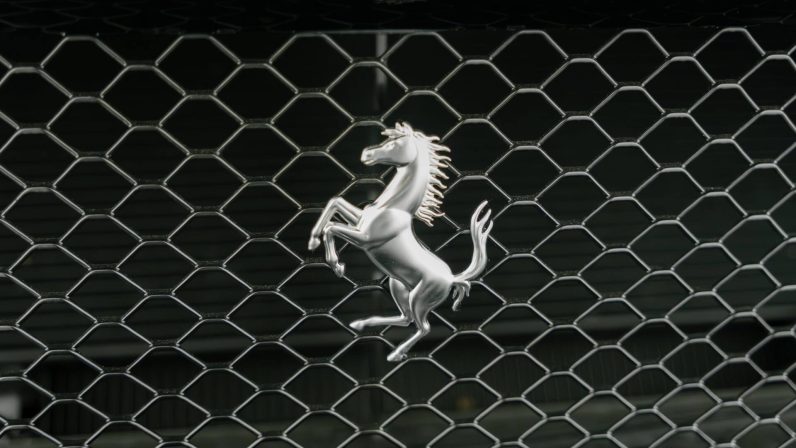 2025 Ferrari Purosangue