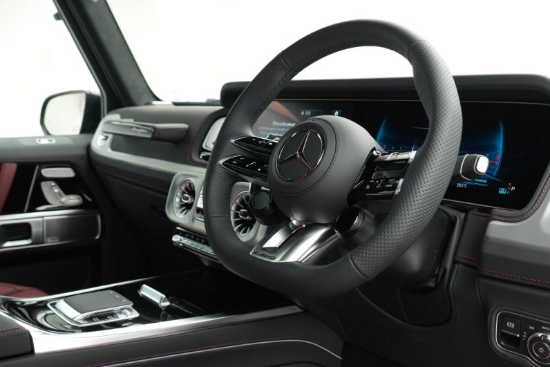 2025 Mercedes Benz G63 (Magno Black)