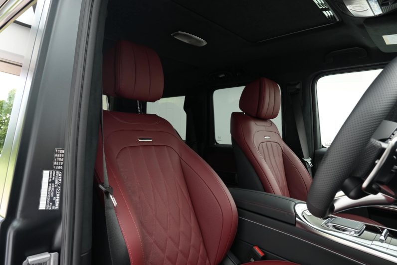 2025 Mercedes Benz G63 (Magno Black)