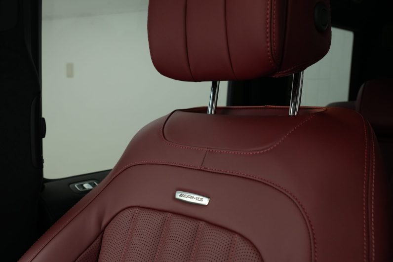 2025 Mercedes Benz G63 (Magno Black)