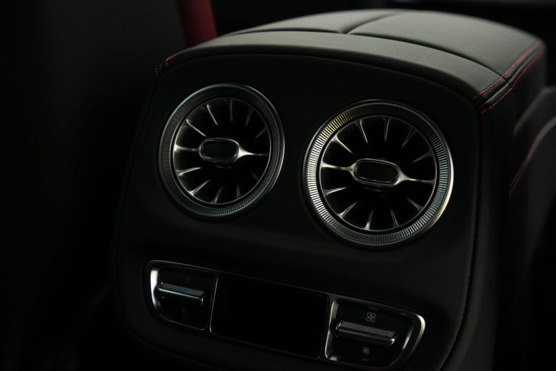 2025 Mercedes Benz G63 (Magno Black)