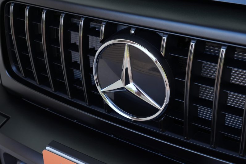 2025 Mercedes Benz G63 (Magno Black)