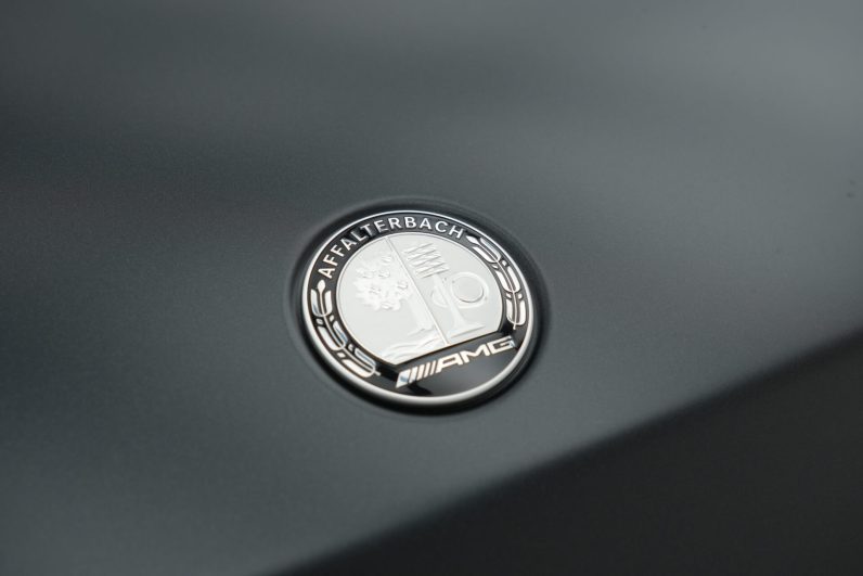 2025 Mercedes Benz G63 (Magno Black)