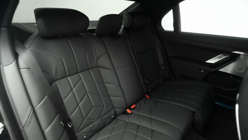 2024 BMW 740i M Sports