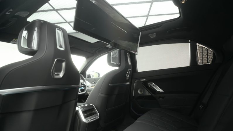2024 BMW 740i M Sports
