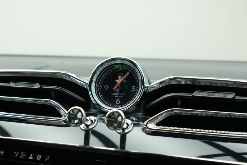 2024 Bentley Bentayga Azure 3.0 Hybrid