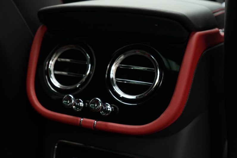 2024 Bentley Bentayga Azure 3.0 Hybrid