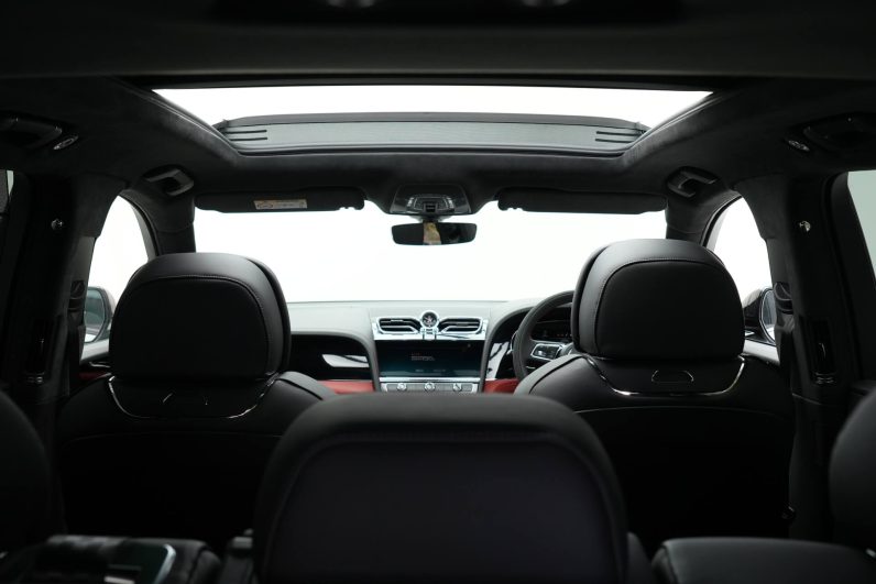 2024 Bentley Bentayga Azure 3.0 Hybrid