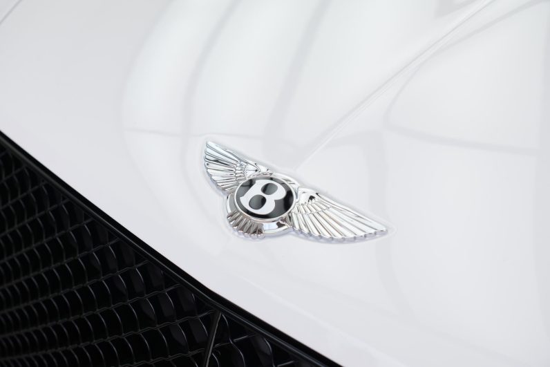 2024 Bentley Bentayga Azure 3.0 Hybrid