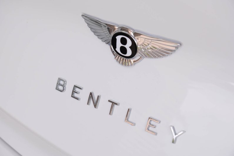 2024 Bentley Bentayga Azure 3.0 Hybrid
