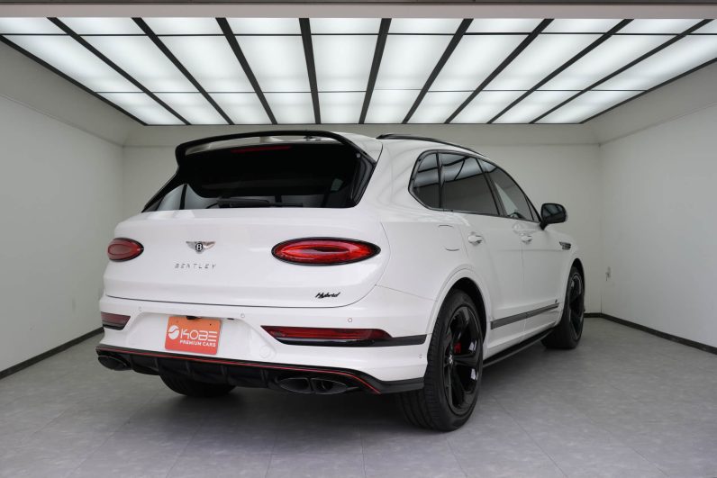 2024 Bentley Bentayga Azure 3.0 Hybrid