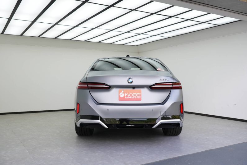 2025 BMW 525Li M Sports