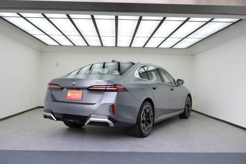 2025 BMW 525Li M Sports