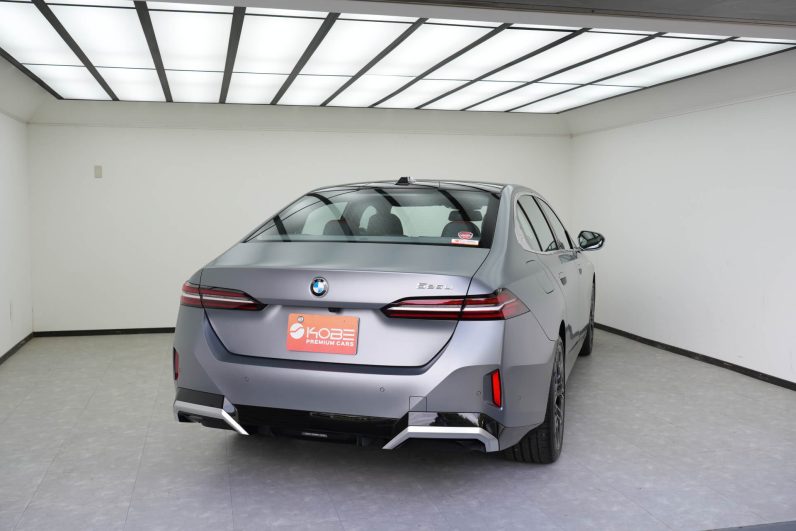 2025 BMW 525Li M Sports