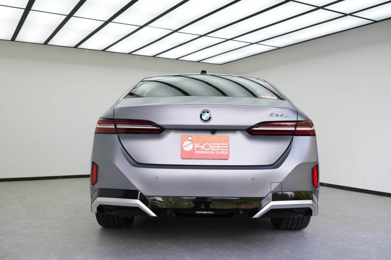 2025 BMW 525Li M Sports