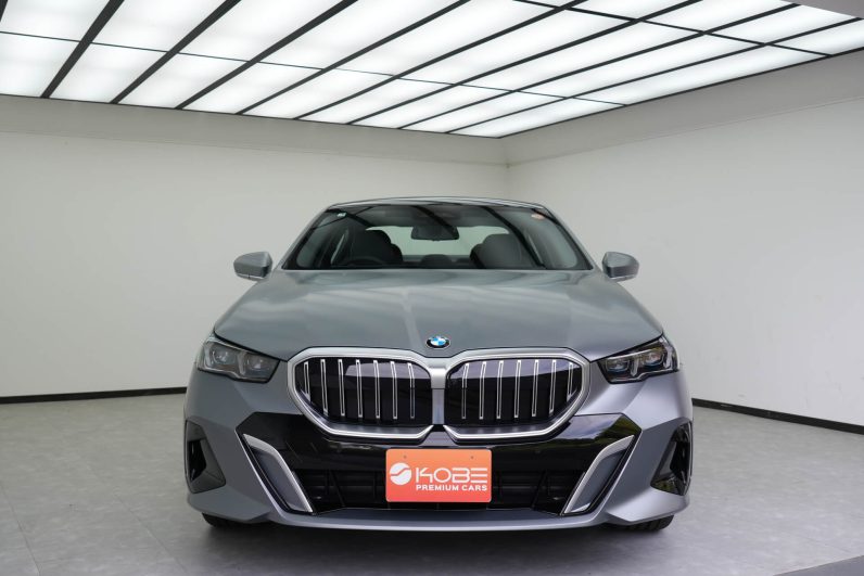 2025 BMW 525Li M Sports