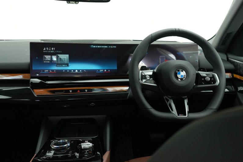 2025 BMW 525Li M Sports