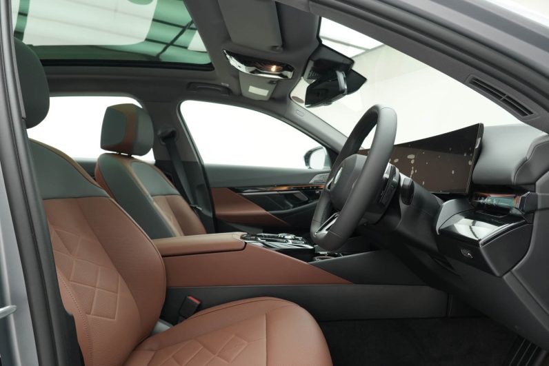 2025 BMW 525Li M Sports
