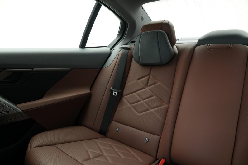 2025 BMW 525Li M Sports
