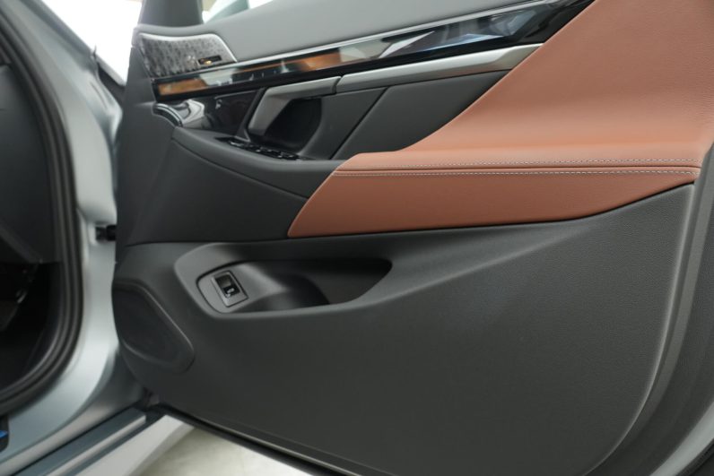 2025 BMW 525Li M Sports