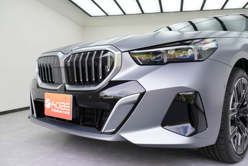 2025 BMW 525Li M Sports