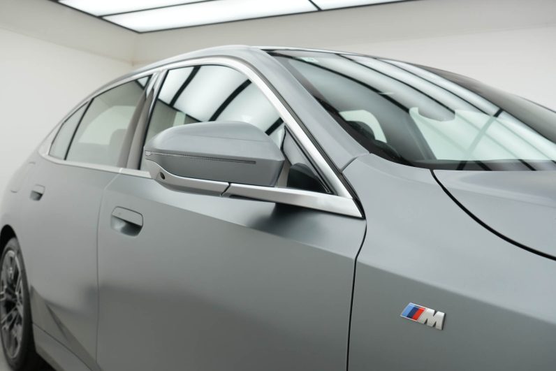 2025 BMW 525Li M Sports