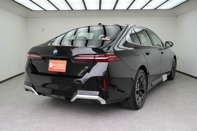 2025 BMW 525Li M Sports