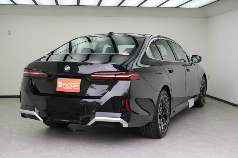 2025 BMW 525Li M Sports