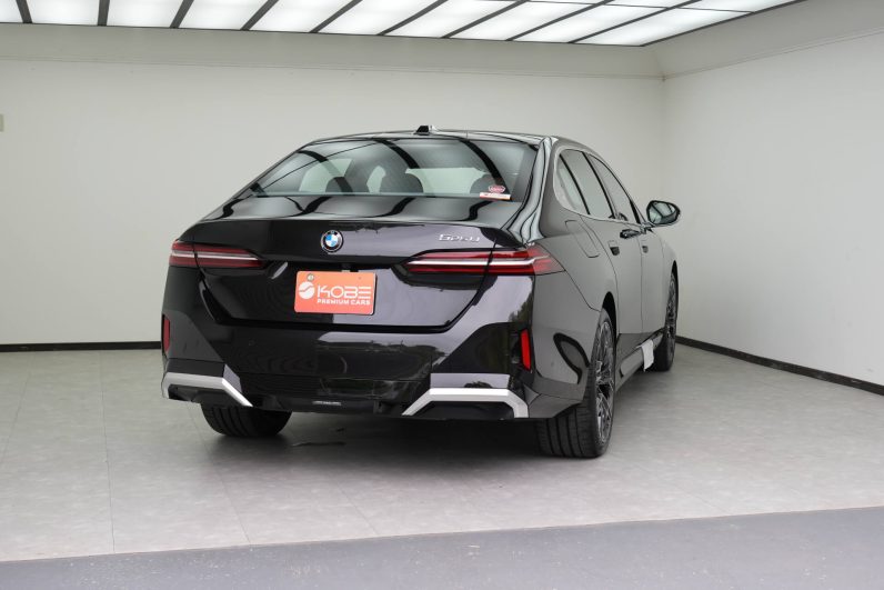 2025 BMW 525Li M Sports