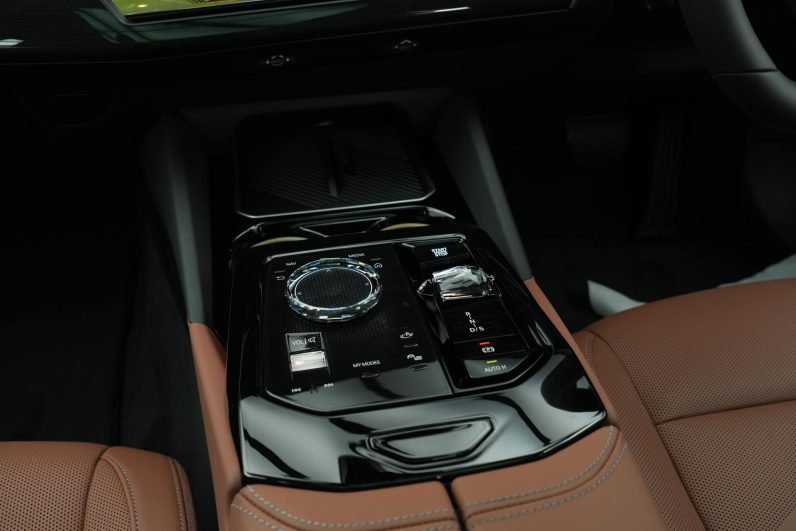 2025 BMW 525Li M Sports