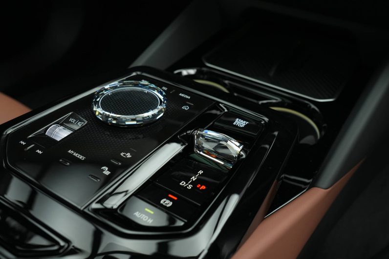 2025 BMW 525Li M Sports
