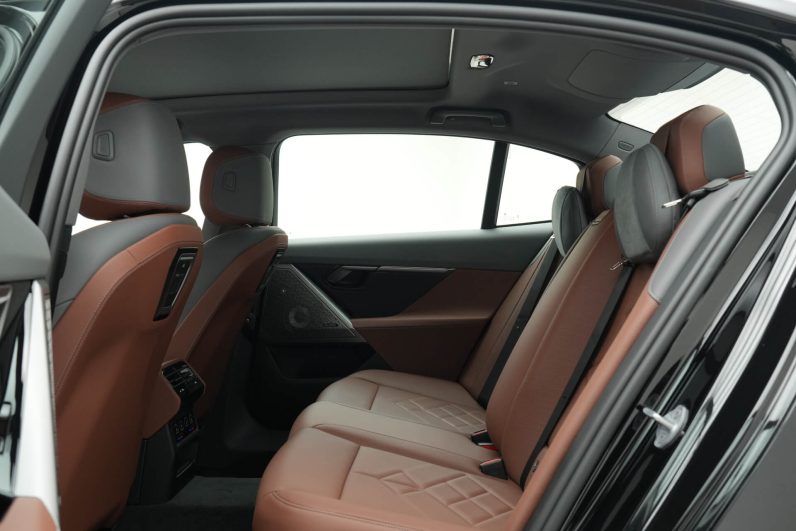 2025 BMW 525Li M Sports
