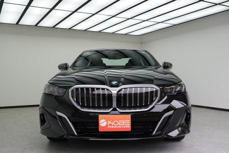 2025 BMW 525Li M Sports