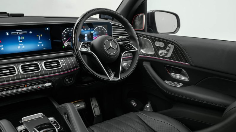 2025 GLS600 Maybach Night Edition (1/12 units)