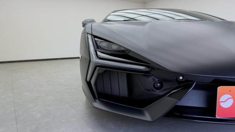 2025 Lamborghini Revuelto