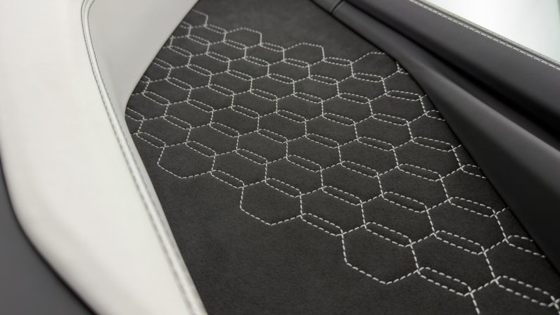 2025 Lamborghini Revuelto