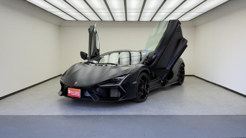 2025 Lamborghini Revuelto