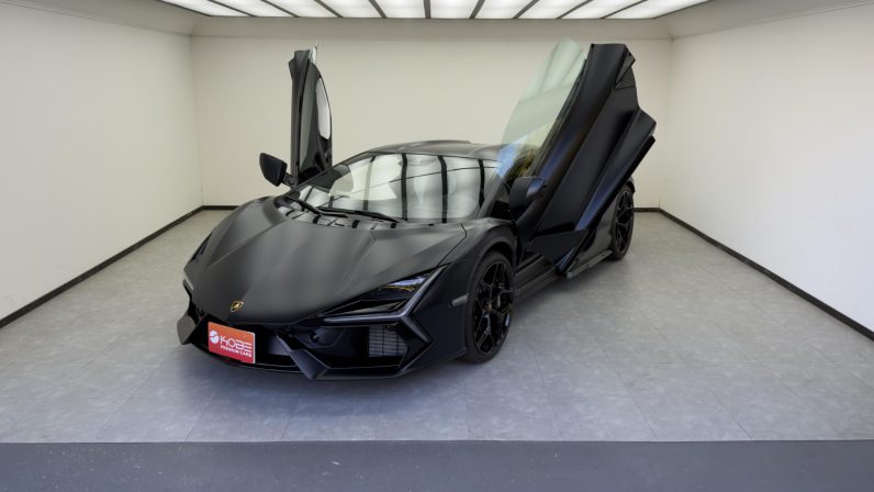 2025 Lamborghini Revuelto