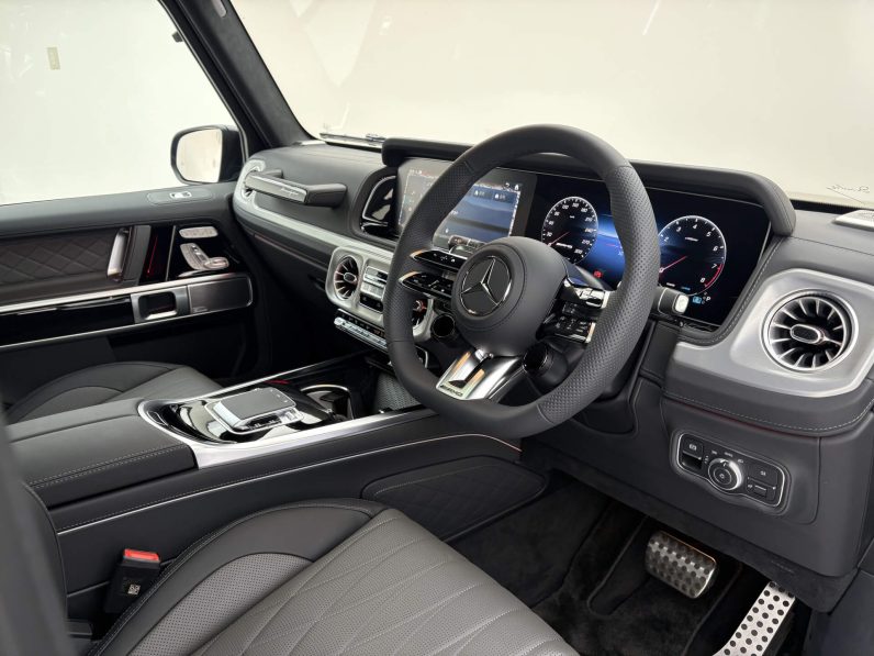 2025 Mercedes Benz G63 (Magno Black)