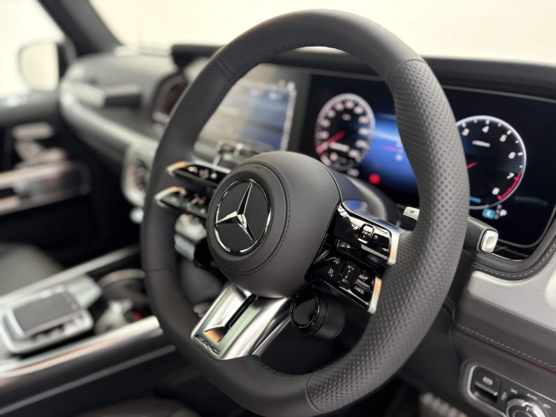 2025 Mercedes Benz G63 (Magno Black)
