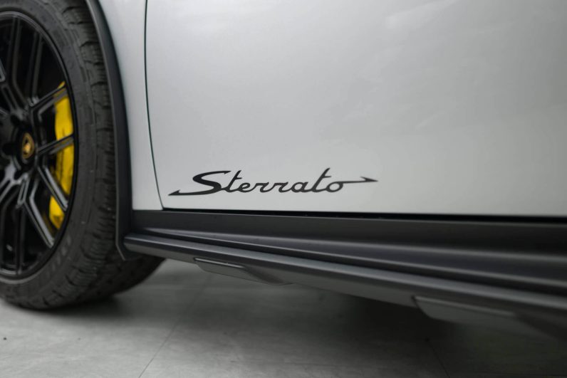 2024 Hurracan Sterrato