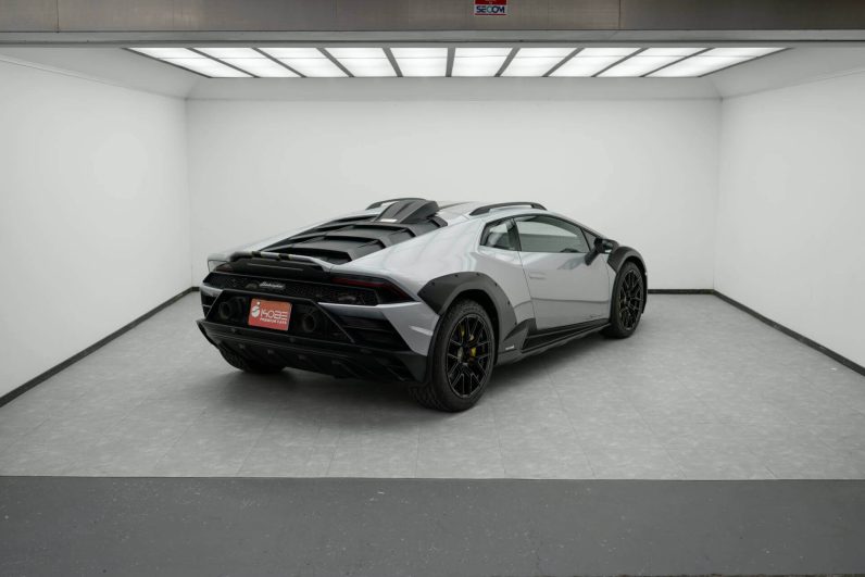 2024 Hurracan Sterrato