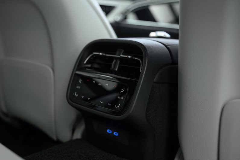 2025 Mercedes Benz E350