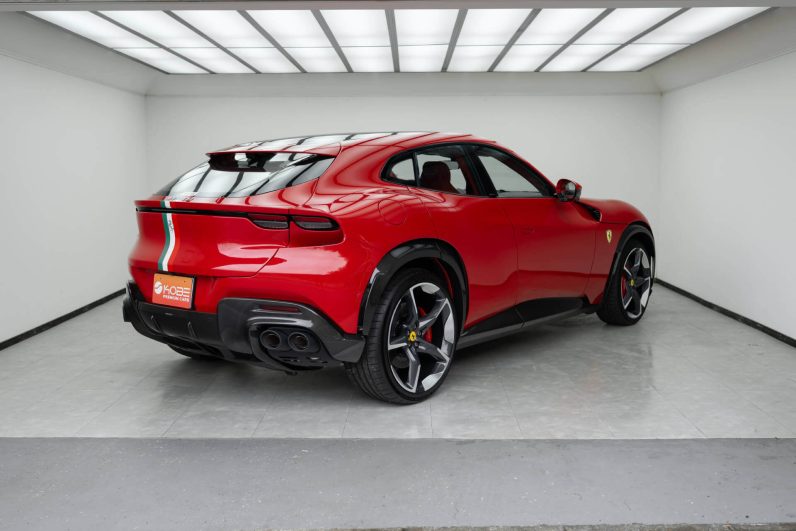 2026 Ferrari Purosangue