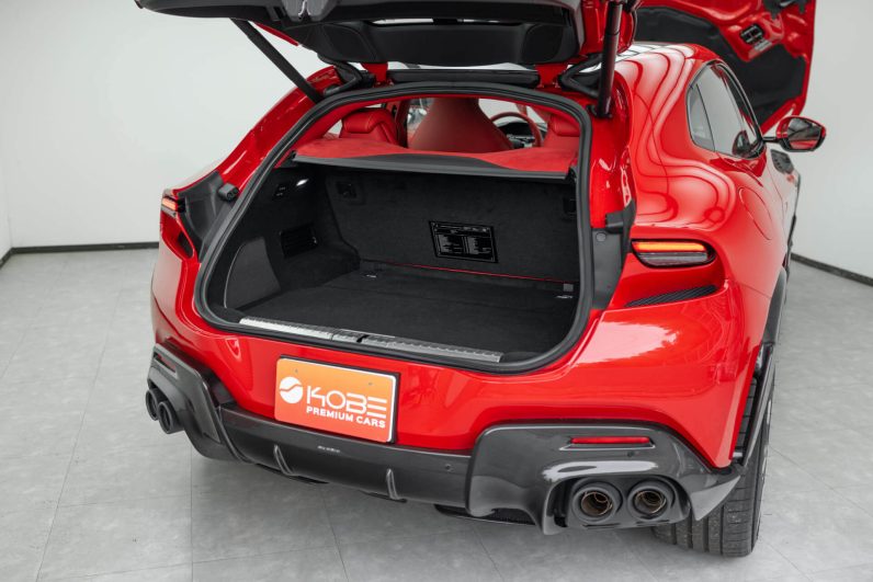 2026 Ferrari Purosangue